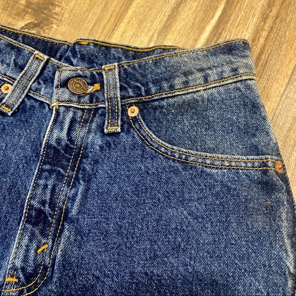 Vintage Levi’s 512 Red Tab high waisted denim shorts,  original tags attached - Picture 10 of 13